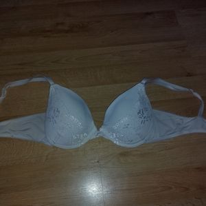 Smart & Sexy lacey bra 36C